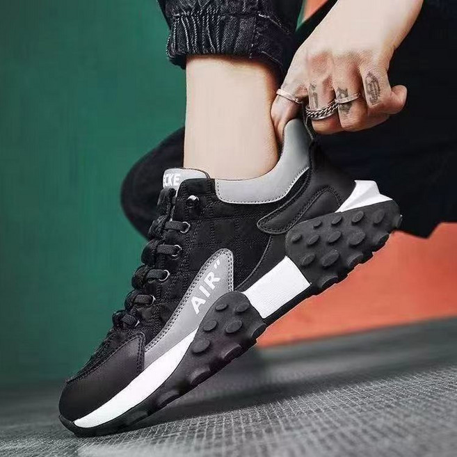 남성 봄 에어 쿠션 스니커즈 레트로 두툼한 밑창 트렌디 컬러블록 디자인 아웃도어 미끄럼 방지 내구성 캐주얼 슈즈