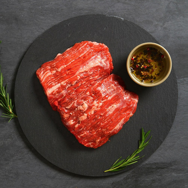 [횡성명품한우] 단품 8종 택1 (불고기500g 국거리500g 장조림500g 산적500g 등심500g 안심500g 채끝500g 특수부위500g), 1개, 02_국거리500g