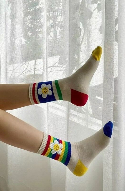花朵造型襪子 彩虹笑臉花中筒襪