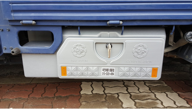 대륜 화물차 포터 2 PE 하부 공구함 대 적재함, 검정, 1개