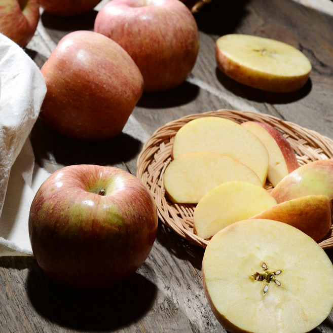 국내산 고당도 꿀 사과, 5kg 중과(18-25), 1개