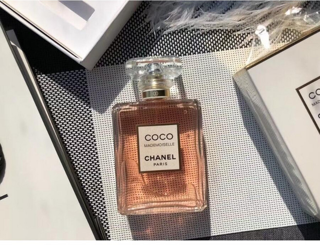 CHANEL 코코 마드모아젤 오드 빠르펭 엥땅스 우디향+쇼퍼 백, 1개, 35ml