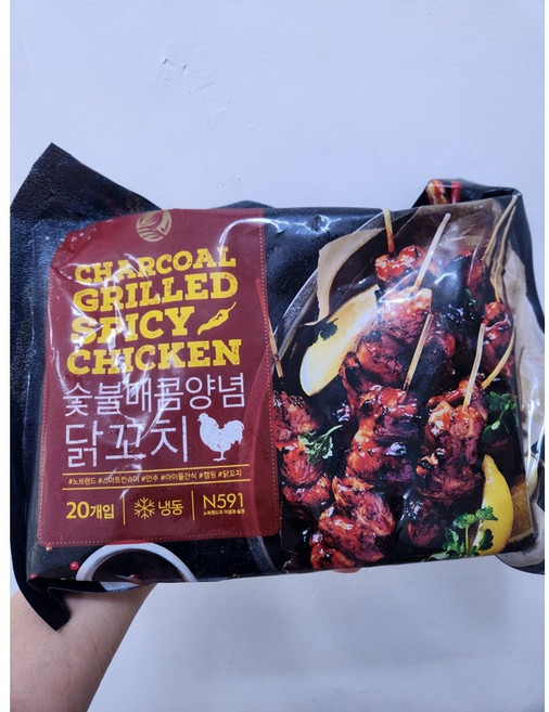 노브랜드 숯불 매콤닭꼬치 800g 아이스박스+아이스팩, 1개