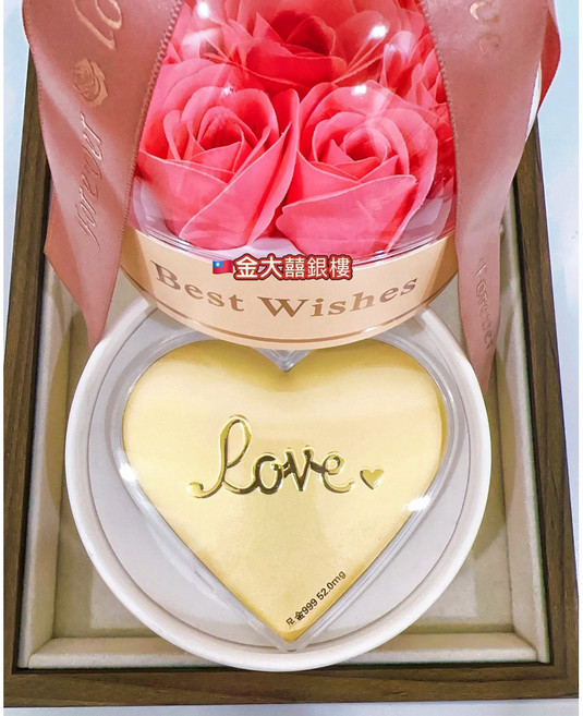 金大囍銀樓 AU999 黃金 52mg 愛心 情人節送禮 生日禮物, 1個, LOVE,玫瑰禮盒