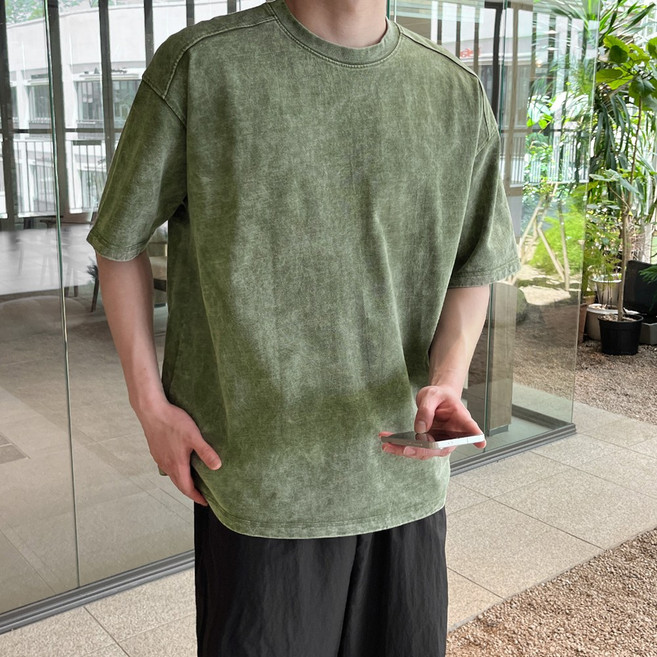 어반플리커 남자 뒷절개 피그먼트 반팔티 오버핏