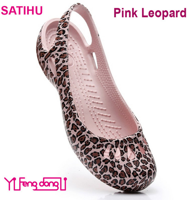 중 여성들에게 있는 젤리슈즈 경량 가장 스니커즈 젤리 샌들 미끄럼 여름 구멍 뚫린 신발 방지 비치 여성용 플랫 바텀 야외 하나 간호사