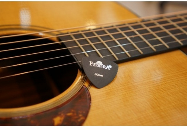 FEDORA 페도라 기타피크 트라이앵글(삼각) 델린 0.5mm, 1개