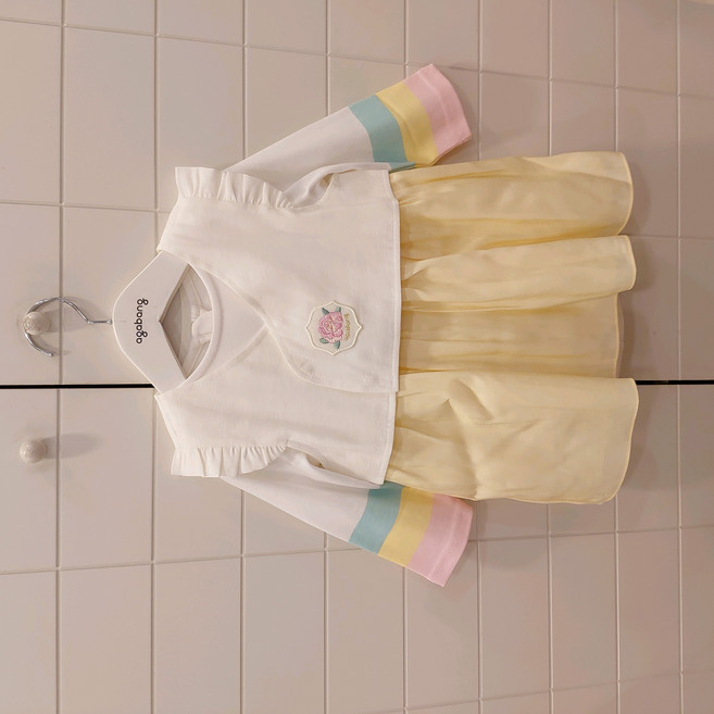 아가방 NC청주점# 25년 신상~평상복으로입고 추석에도 입고 설날에도 입을 수 있는 한복 바디 수트 세트(모자포함)