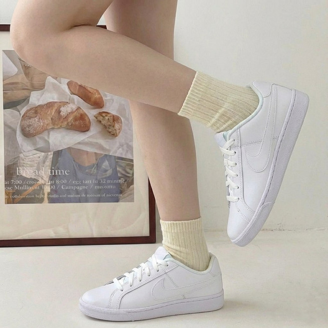 나이키 여성 운동화 코트 로얄 발편한 클래식 교복 힐패드 증정