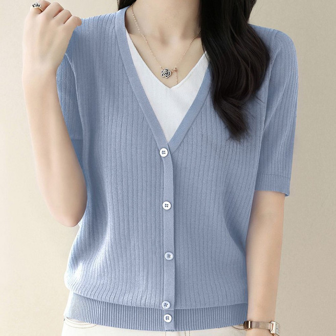 ROYALBELLE 여성 브이넥 레이어드 배색 버튼 반팔 빅사이즈 루즈핏 캐주얼 니트티 V01012515