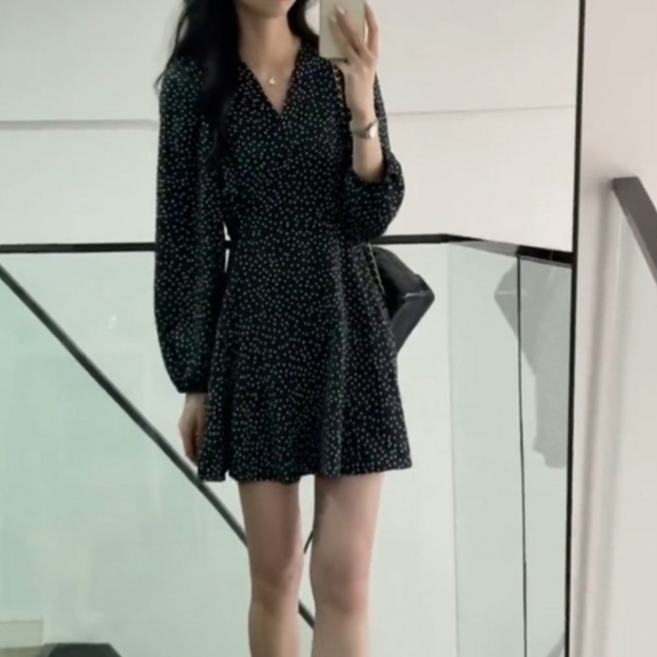 레이디 매직(lady magic) 여성 캐주얼 브이넥 러블리 도트 쉬폰 긴팔 플레어 원피스