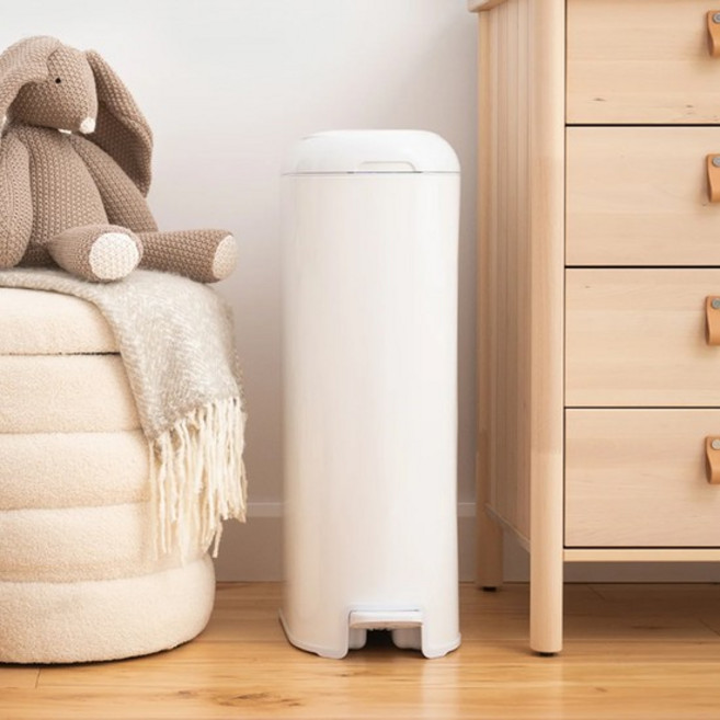 다이퍼지니 시그니처 플래티넘 냄새차단 2중 밀폐 페달 기저귀 휴지통
