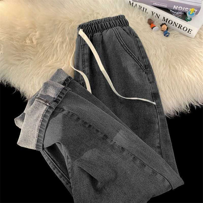 寬鬆直筒休閒牛仔褲