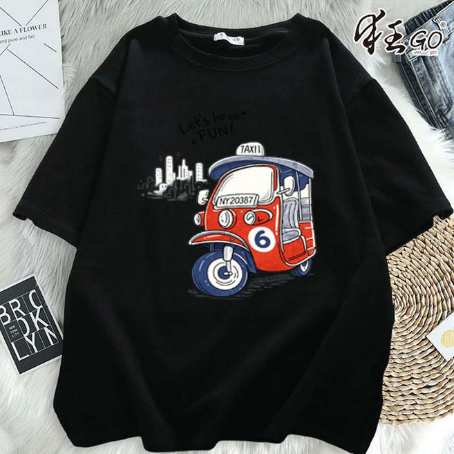 狂GO 嘟嘟車印花短袖T恤 純棉寬鬆透氣上衣, 黑色