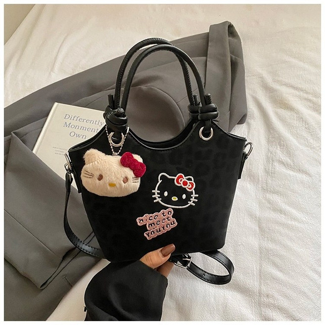 헬로키티 토트백 통근 외출 숄더백 크로스백 데일리 가방