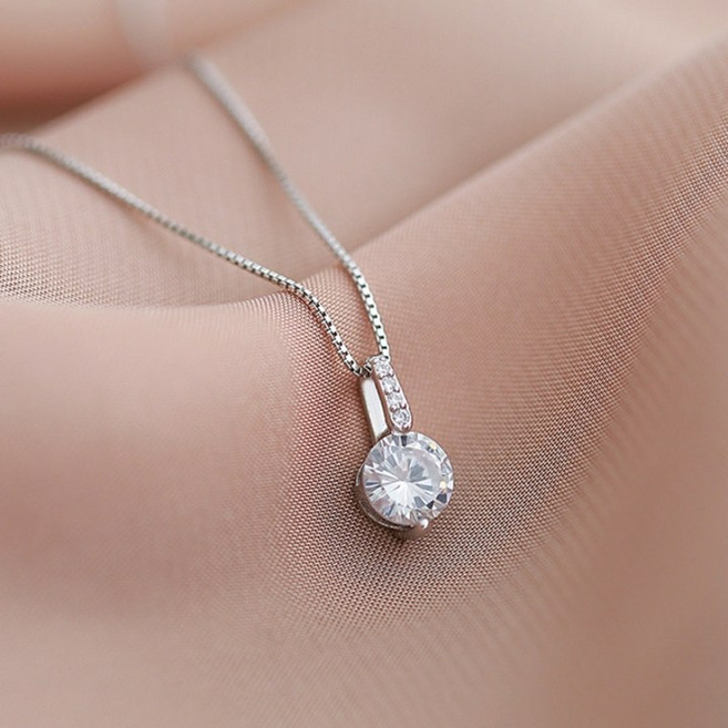 여성 라운드 큐빅 펜던트 데일리 목걸이
