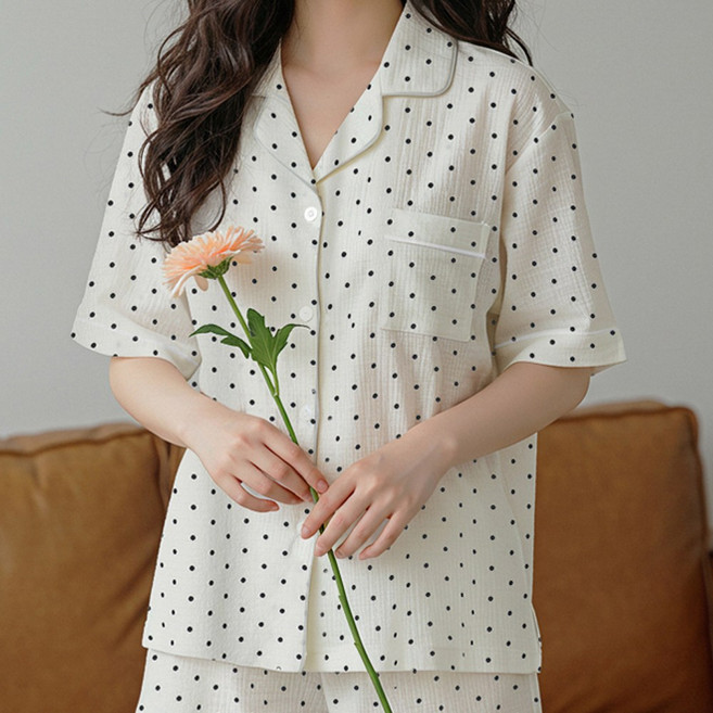 일리아노 여성 여름 반팔 반바지 잠옷 세트 집에서입는옷 파자마