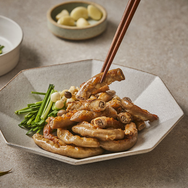 소팔 한우곱창260g 초벌구이 소스증정 소곱창구이 구이용소곱창 곱켓팅 곱겟팅, 1개, 260g