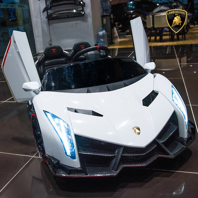 람보르기니 4WD 전동자동차 퍼레이드카 웨딩 돌잔치 캠핑 조카 선물 주차연습 촬영소품, 1개, 8_11Ah리튬배터리+EVA휠+폰조정 4WD