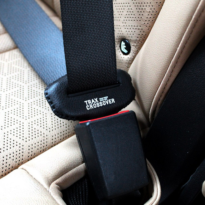 [비브랜드]와이앤유 로고 포인트 실내 내장재 충격방지 가죽 안전벨트 클립 체결커버 트랙스크로스오버 호환, 와인, 1개