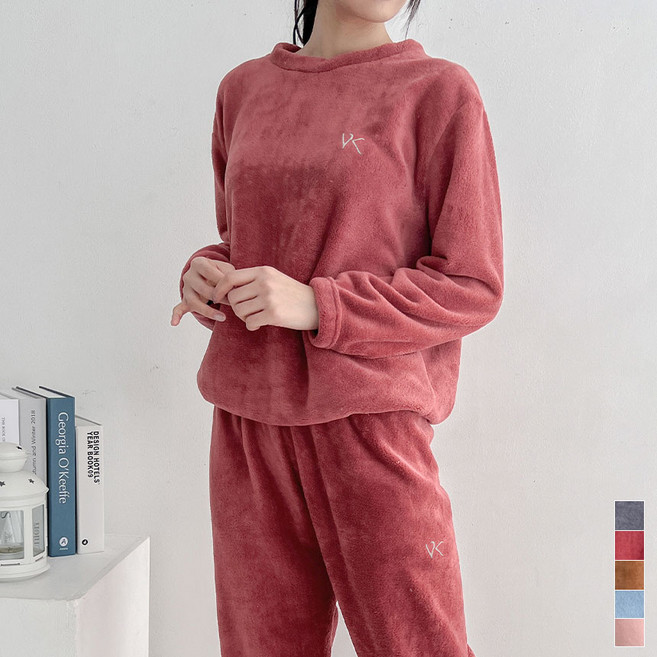 RTXSPORTS 수면잠옷 세트 여성잠옷 기모 융털 극세사 수면바지 자수수면 파자마 (FREE 사이즈)