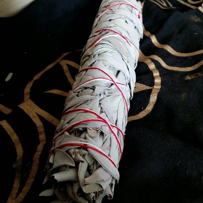 藥魂能量倍增白鼠尾草棒 鱷魚水晶淨化加持 空間淨化磁場, 1個, 7-9吋