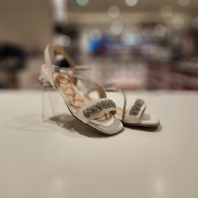 [금강제화] 랜드로바 르느와르 여성 드레스 보석띠 샌들 RENSAC3022K9 (3cm)