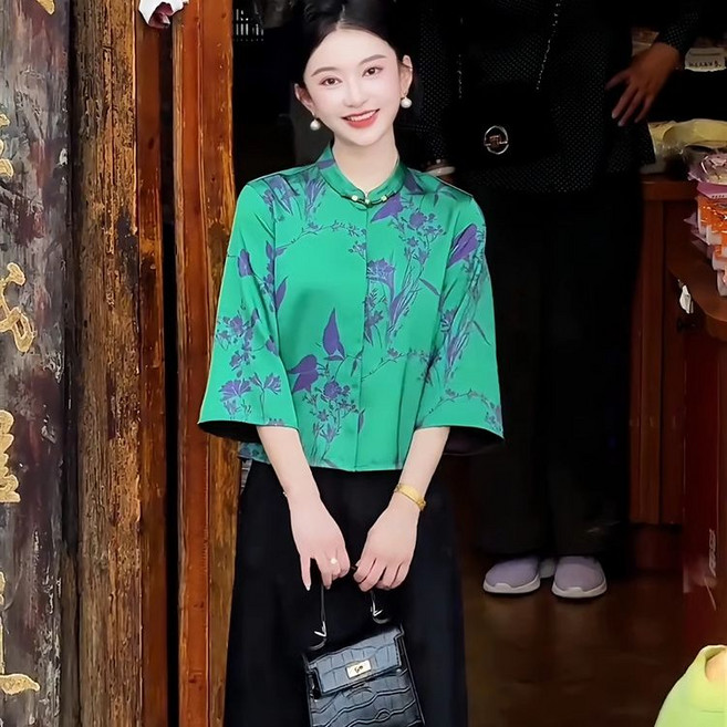 ORZQU 여름 여자 루즈핏 7부소매 자카르 아우터 버튼 쇼트 톱 개량한복