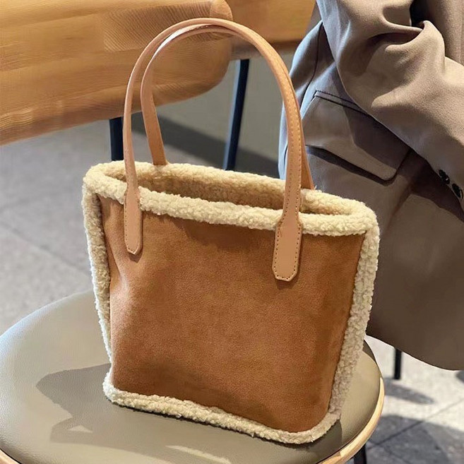 Lovin closet 겨울 미니 양털 무스탕 가방 토트백 숄더백 파우치세트