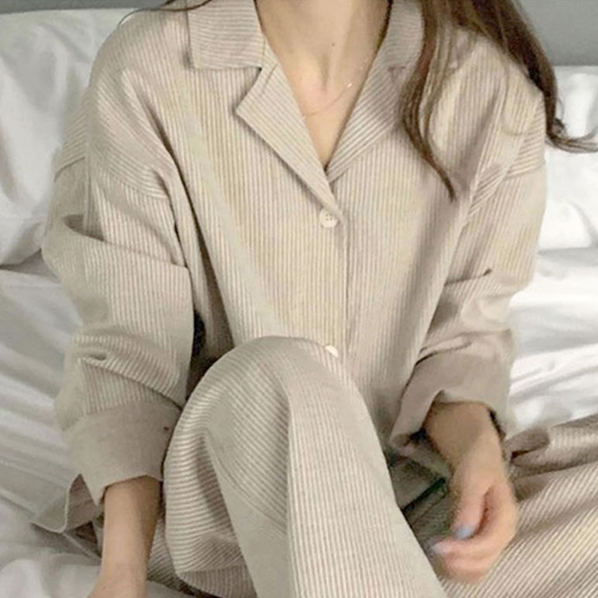 클레이스 부드러운 긴팔 잠옷세트