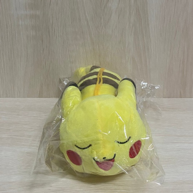 Pokémon 寶可夢皮卡丘趴姿閉眼玩偶, 黃, 1個, 16cm