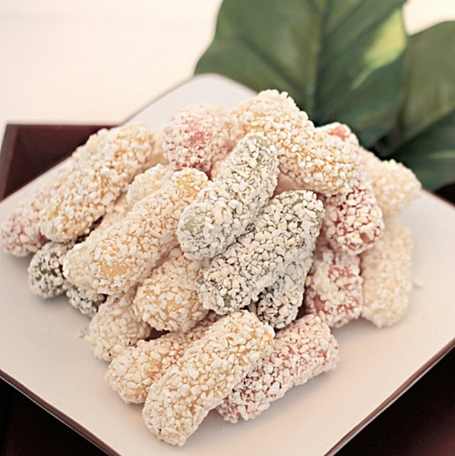 초례청 명절 건강먹거리 찹쌀 한과 세반 유과 1kg(500g 2개) 선물박스, 500g