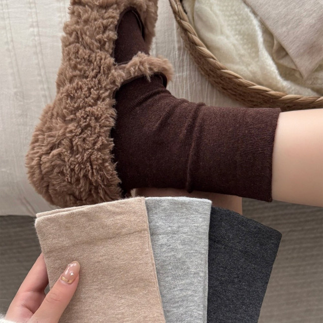 Banjiwu 여성용 95.2% 순면 중목 양말 무봉제 설계로 편안한 착용감 고탄력 부드러운 촉감의 데일리 양말 6족 세트