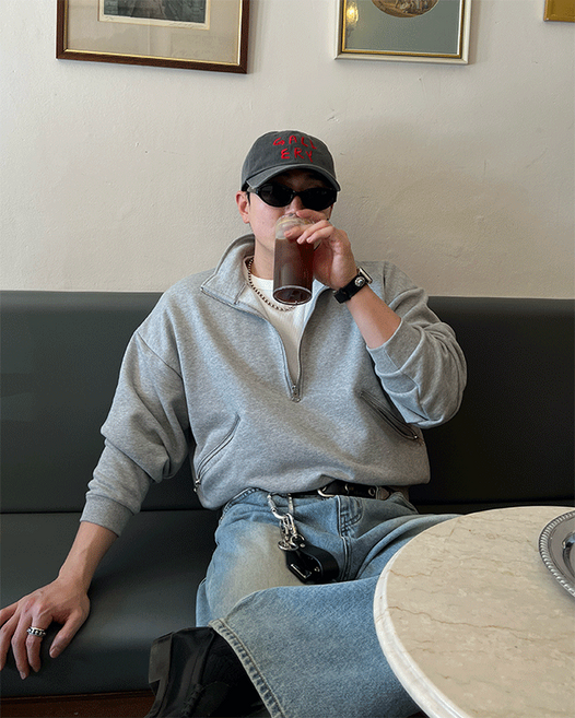 [디렉터 추천] Toy half zip up