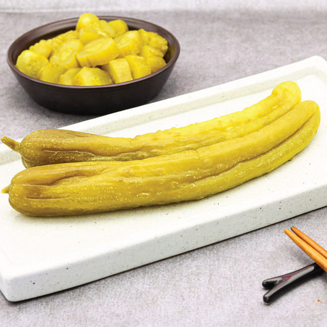 국내산 통오이지 100%국내산 천일염사용 꼬들오이지 오이지무침 절임오이지 오이장아찌, 1봉, 진공오이지 1봉