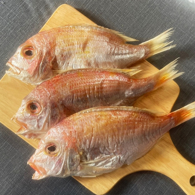 반건조 제수용 / 남해안 삼천포 용궁수산시장 반건조생선 제수용 생선 모듬, 1개, 꽃돔(25cm이상) 3미