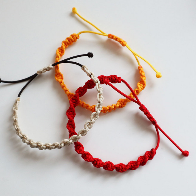 제이스타팩토리 폴리 매듭실 1.5mm 마크라메 매듭팔찌 매듭반지 매듭공예 실팔찌 소원팔찌 매듭 재료 부자재 마스크스트랩 매듭키링 매듭장식 매듭끈 포리실 1.5미리 컬러폴리, 31_베이지