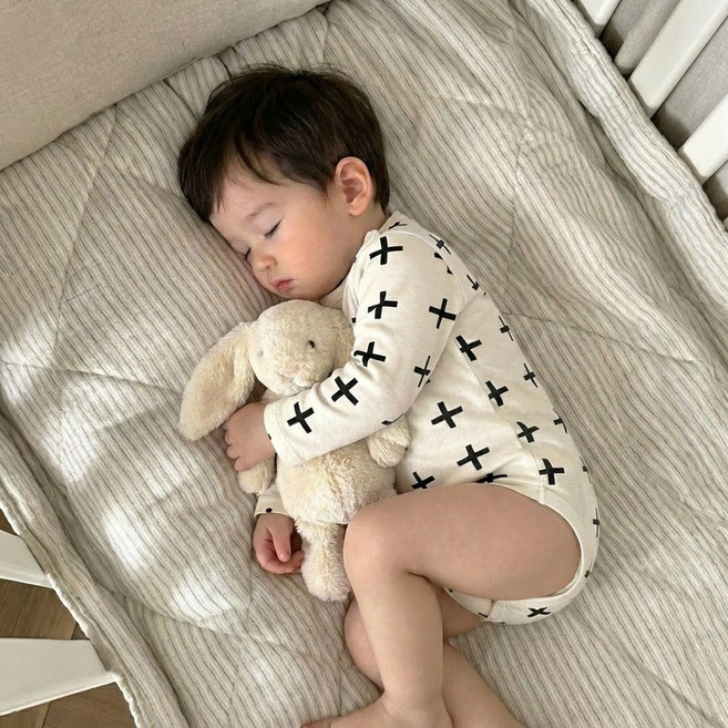 맘앤밥 플러스패턴 긴팔 바디수트