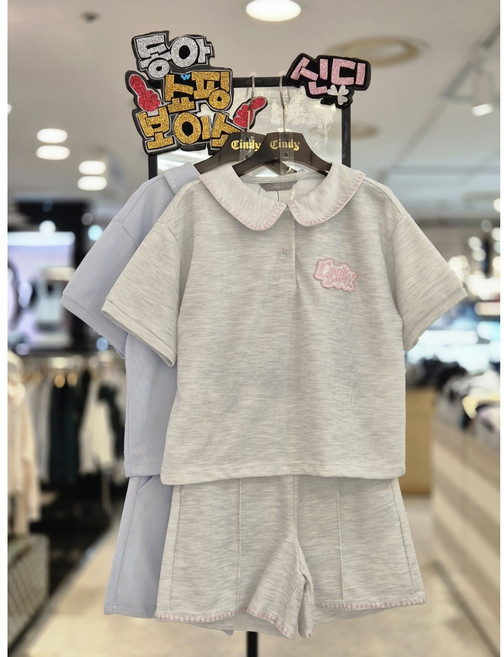 신디키즈 동아쇼핑점 여아"꾸안꾸 데일리 스타일@2025년~~여름신상@트레이닝복도 멋스럽게"코디가 필요업는 쿨한 와플 카라 셋업 반바지세트@@초등 여아 아동 상하세트 상하복@@