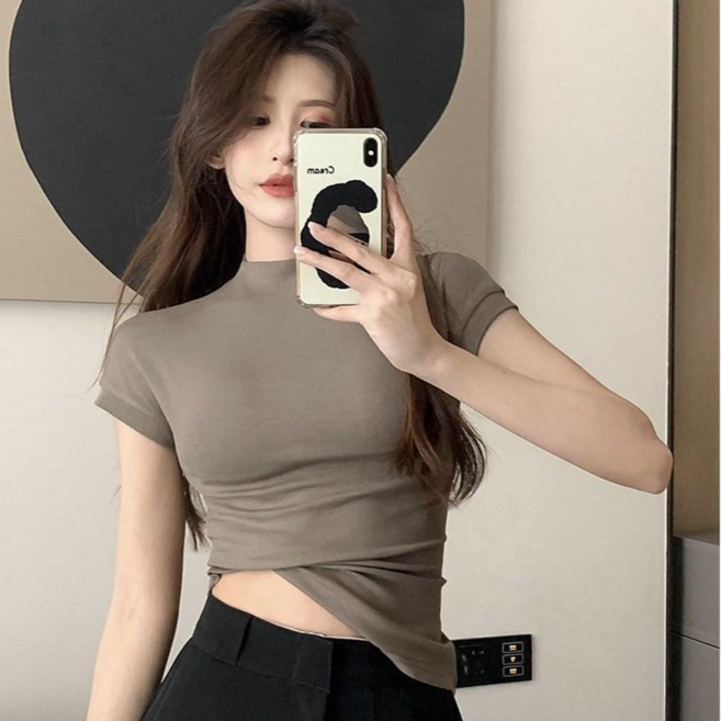 채윤러브 여성 터틀넥 슬림핏 골지 반팔 캡소매 티셔츠 CY0308A