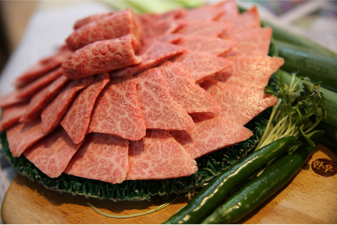 1++꽃갈비(살치살) 로스 200g 늘푸른한우농장신영시장, 1개