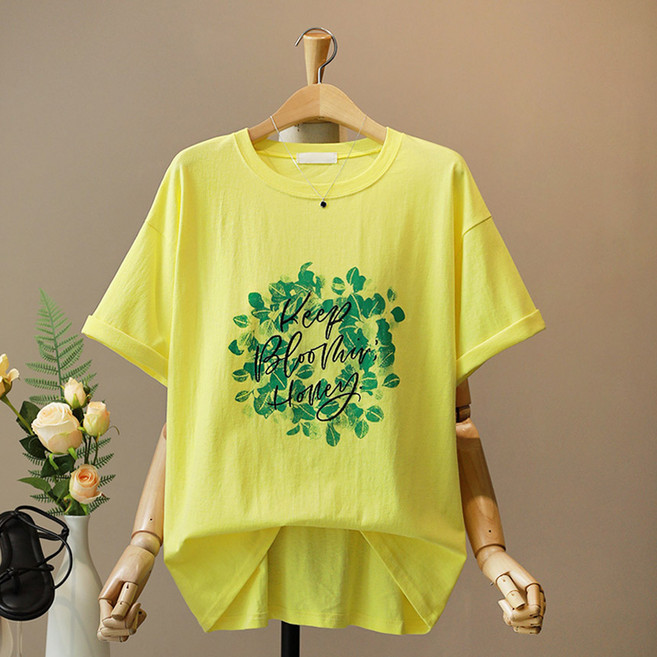 모노시크 로우스 나뭇잎 자수 레터링 티셔츠_MNTD622