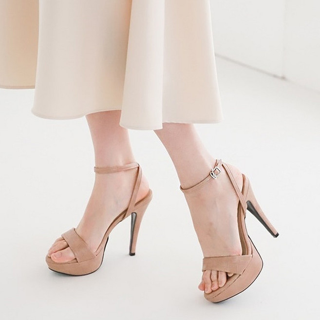 스타슈 여성 슬림 여름 가보시 발목스트랩 하이힐 킬힐 굽높은 샌들힐