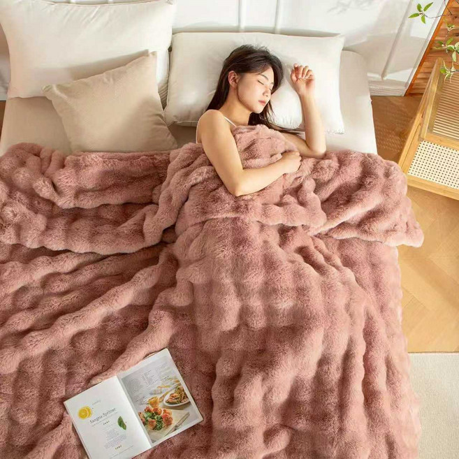 극세사 플란넬 담요 사계절 공용으로 가볍고 푹신푹신