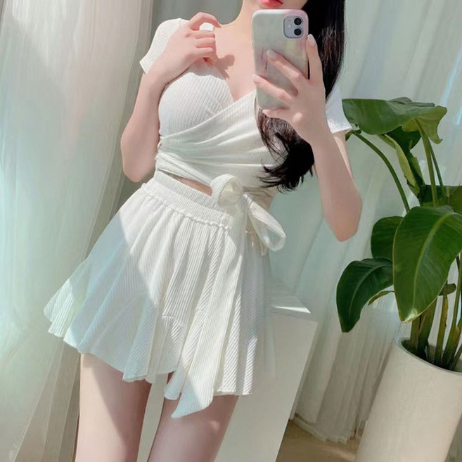 【梨卡】隔日到貨 兩件式泳裝 泳衣 比基尼 裙式泳裝 法式比基尼 學生泳裝 綁帶泳裝 保守泳衣 FC171, 白色