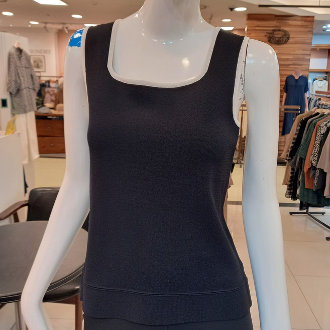 SOGO 트리아나 시원하고 편하게 입을수있는 민소매 티셔츠 AJ2TA15 BK