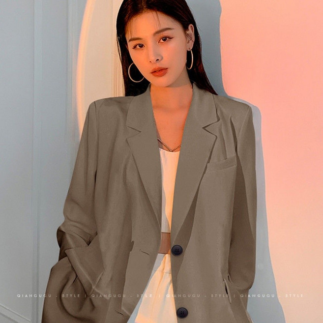 休閒西裝外套 寬鬆上衣 白色西裝外套 女生西裝外套 氣質上衣