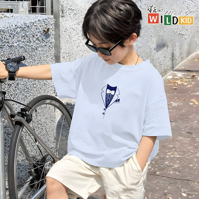 【狂小孩 WILD KID】兒童短袖上衣 英倫海軍風西裝領結圖案設計 純棉休閒T恤