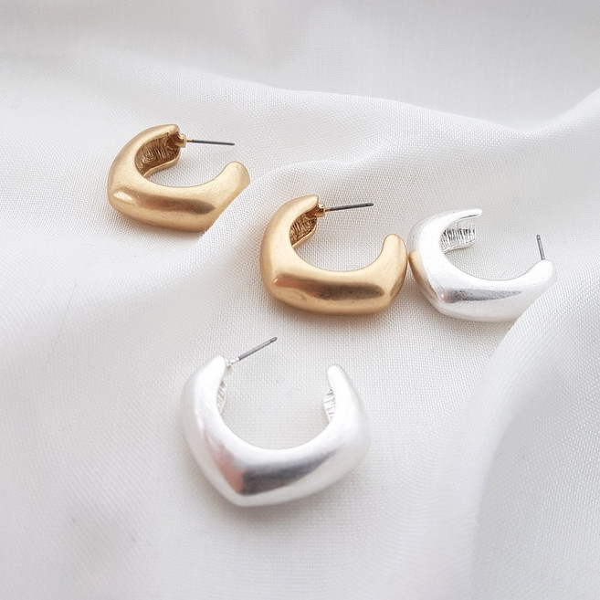 앤틱 무광 사각 유니크 침형 볼드 링 귀걸이