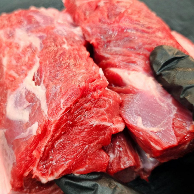 1등급 육우 소고기 양지 아롱사태 수육 300g, 보리소 1등급 사태살 300g, 1개